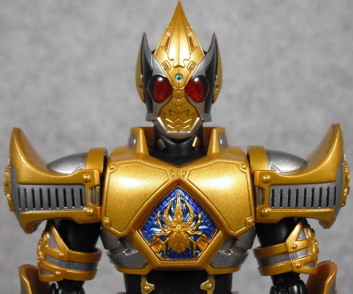 S.H.フィギュアーツ 「仮面ライダーブレイド キングフォーム」 レビュー