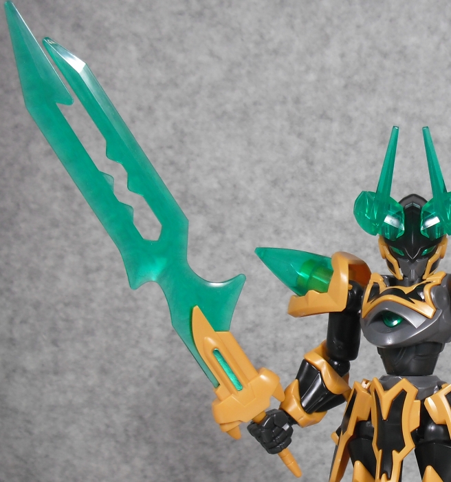 ダンボール戦機 「シャドールシファー」 レビュー
