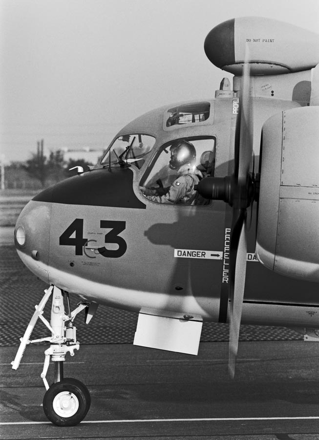 Grumman S2F Tracker in JMSDF service
