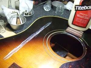 Gibson J-45 トップ＆サイド割れリペア | Neiro Design