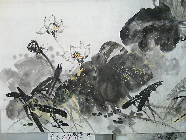 大作 水墨白蓮を描く | 嵐酔水墨画書道教室 東京・渋谷表参道/恵比寿