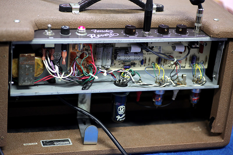 04月17日 – Fender '63 Tube Reverb Unit│SPREAD SOUND スプレッド