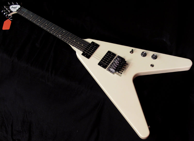Used Gibson Flying V Tremolo