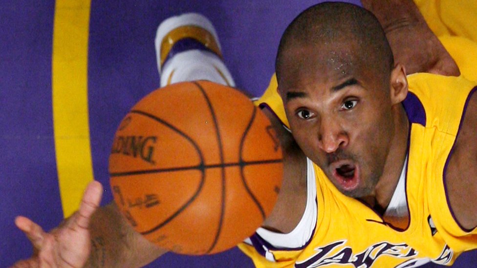 元NBAのスーパースター、コービー・ブライアントさんがヘリ墜落死