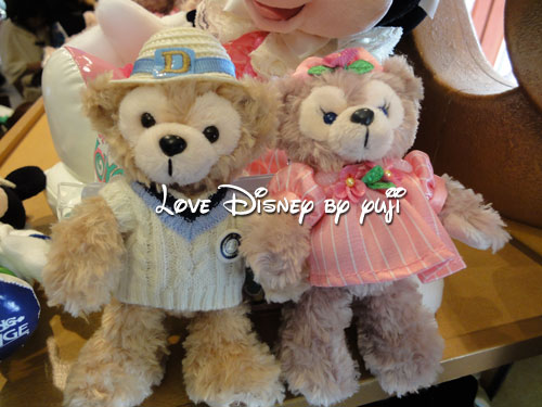 2012スプリングヴォヤッジ ダッフィーぬいぐるみバッジなどのグッズ
