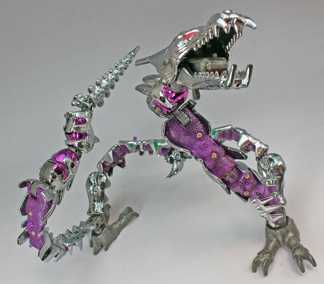 DE1_GIGANODRAGON_02.jpg