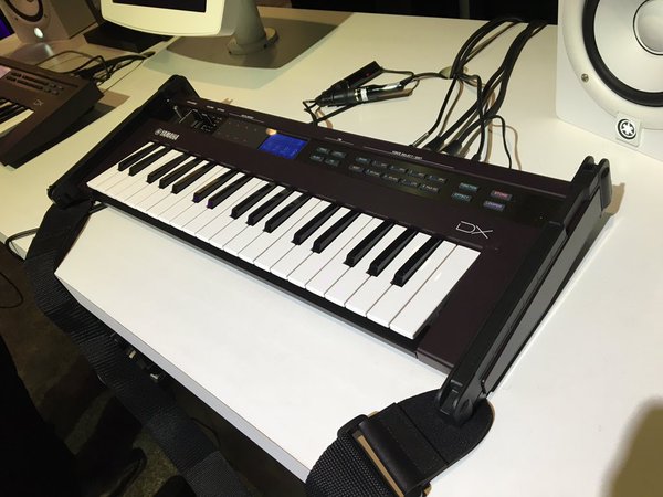 YAMAHA refaceシリーズ専用ストラップアタッチメント「KT-REFACE」発売