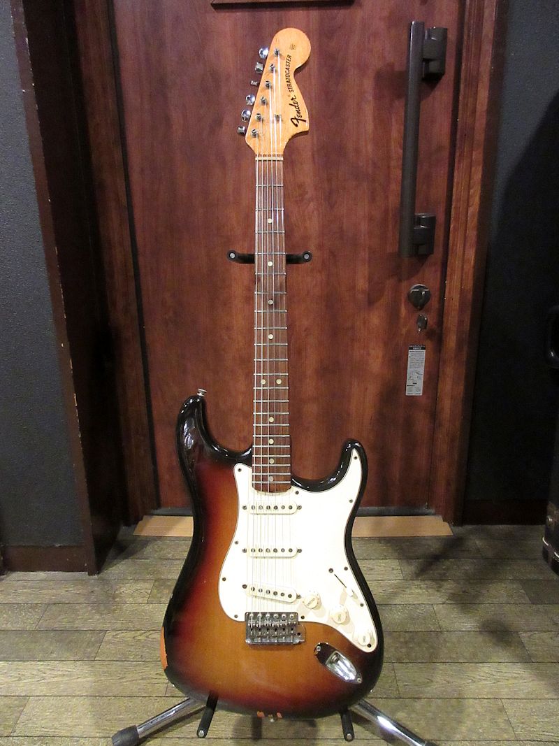 1971 Fender Stratocaster Sunburst/Rose - ヴィンテージギター買取り