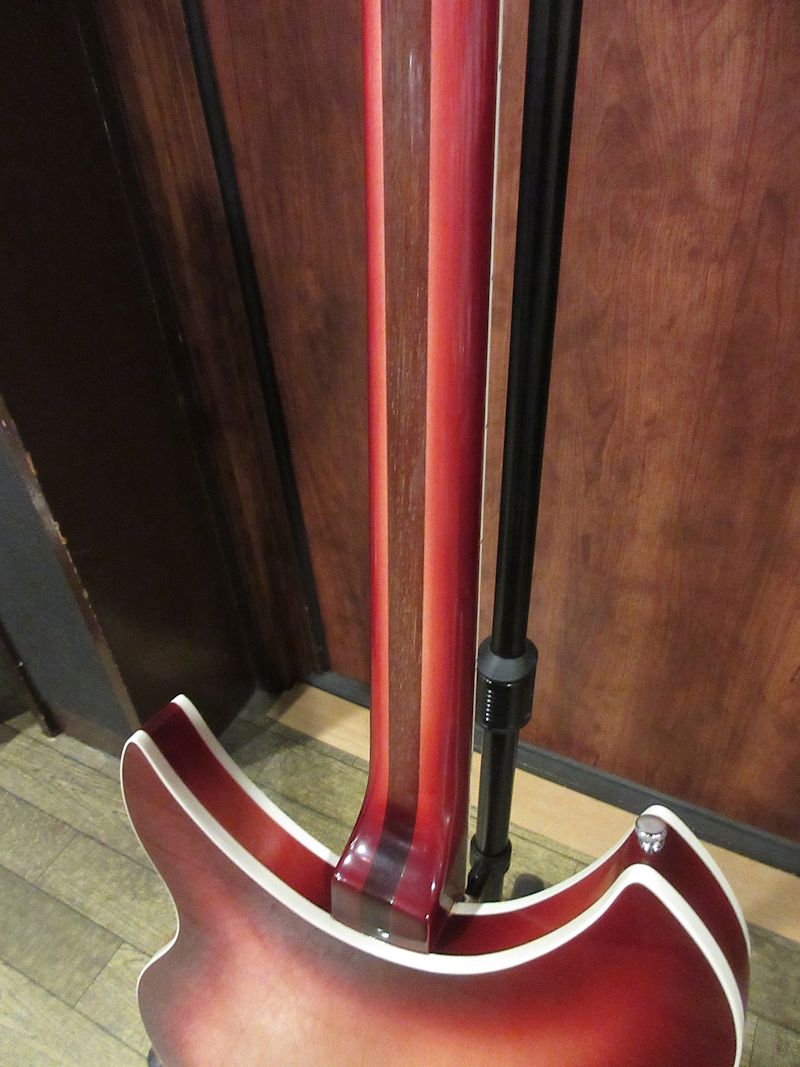 2001 Rickenbacker 360 V64 Fireglo - ヴィンテージギター買取り・販売