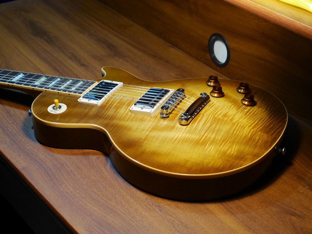 2007 Gibson Les Paul Classic Antique Honeyburst | My Les Paul Forum