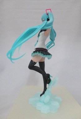 フィギュアライズ ラボ 初音ミクV4X・・・塗装しちゃいました