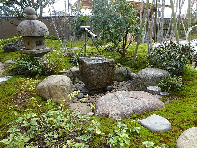 手水と蹲踞 | 新樹造園｜誠意と創意の庭｜富山県南砺市