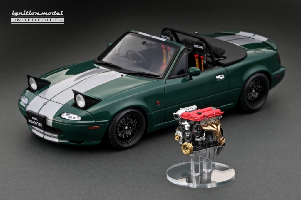 明日！！1/18エンジン付WEB限定モデル「ユーノスロードスター(NA