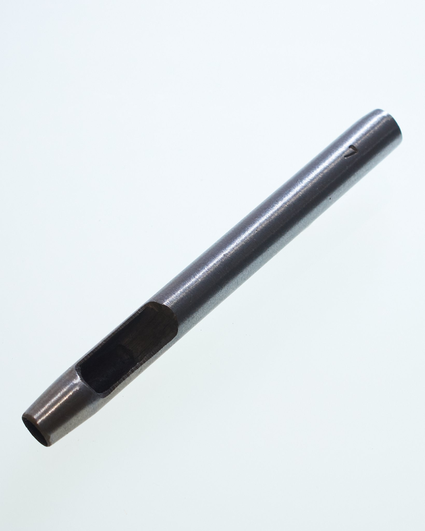 穴あけポンチ 穴径7mm 1本入り JPC0085-6 - アクセサリーパーツ・資材
