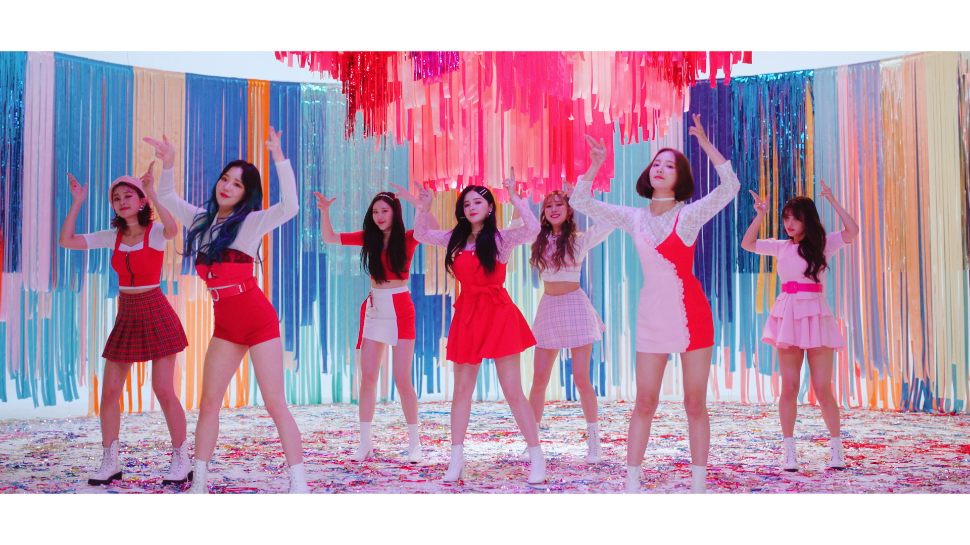 MOMOLAND（モモランド）】 JAPAN 3rd SINGLE「I'm So Hot」MV解禁