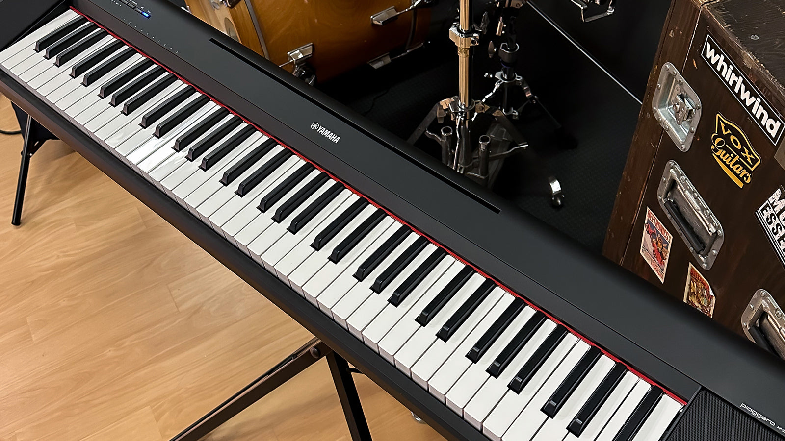 Yamaha NP-35 Portable Keyboard - Save w/ Bundles! – Kraft Music