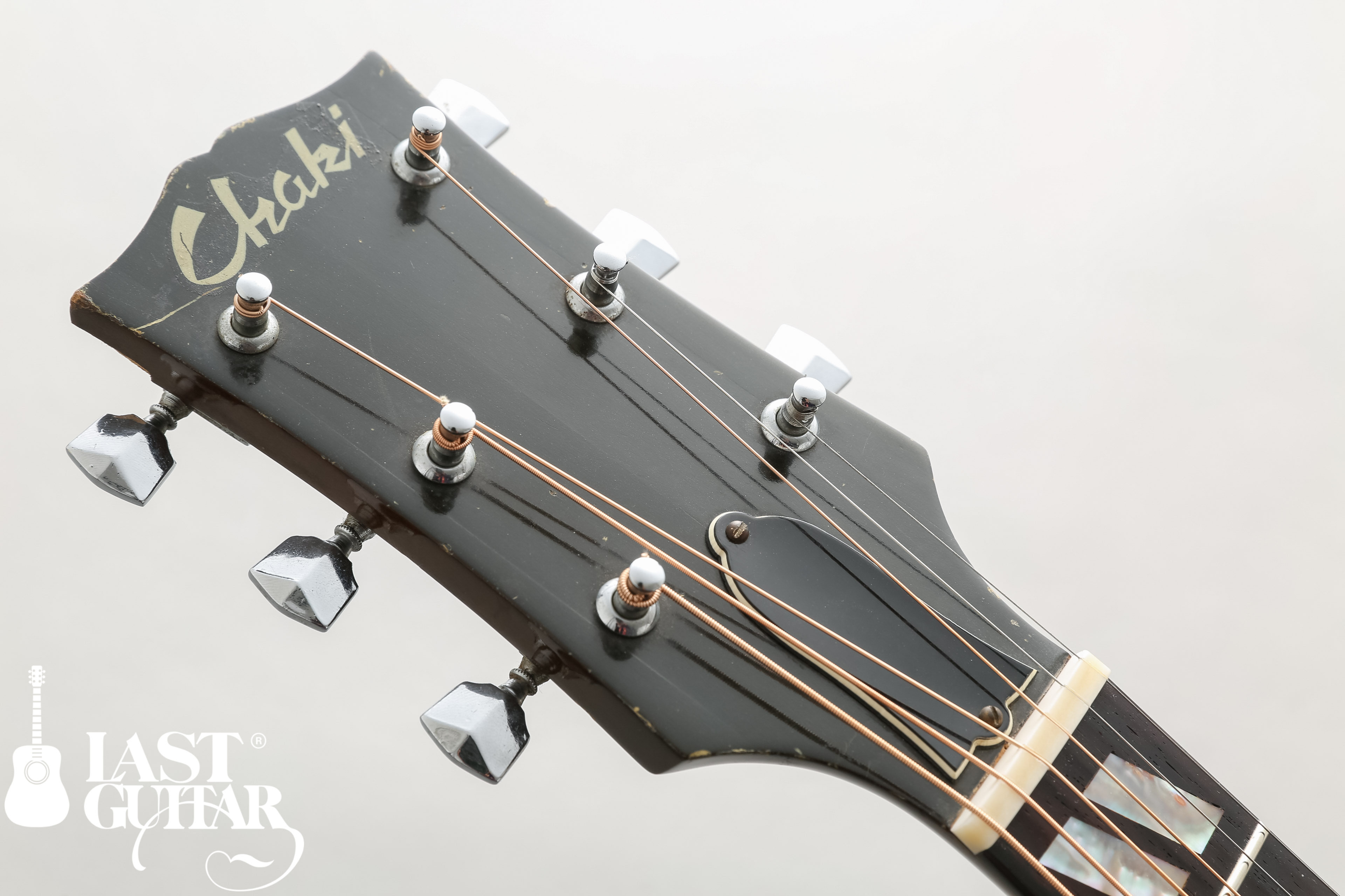 Chaki P-2 1967年製 2ピックアップ仕様のカスタム品の入荷です