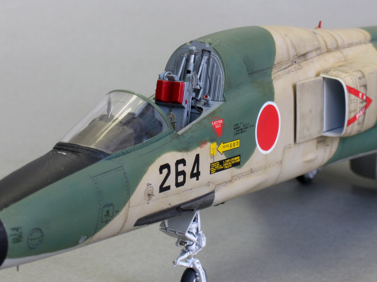 ハセガワ 1/48 三菱 F－1 支援戦闘機 4/18: モケモケ