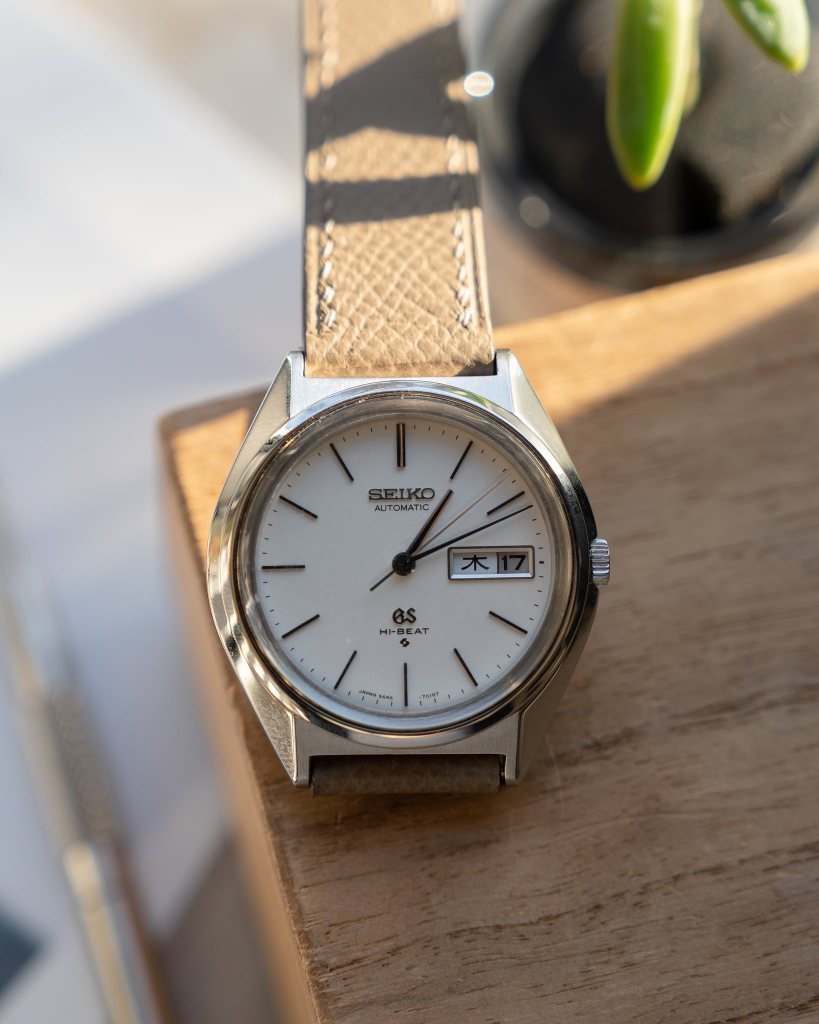 グランドセイコー 5646-7011 自動巻き 1974年7月 – Special Dial