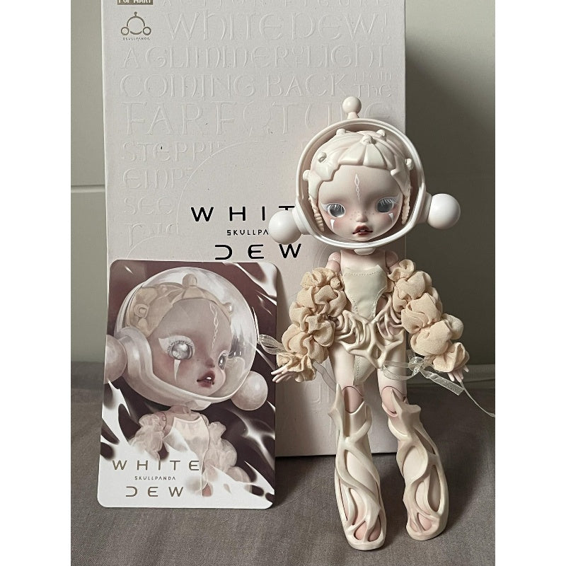 Skullpanda White Dew Action Figure – TOYSEZ