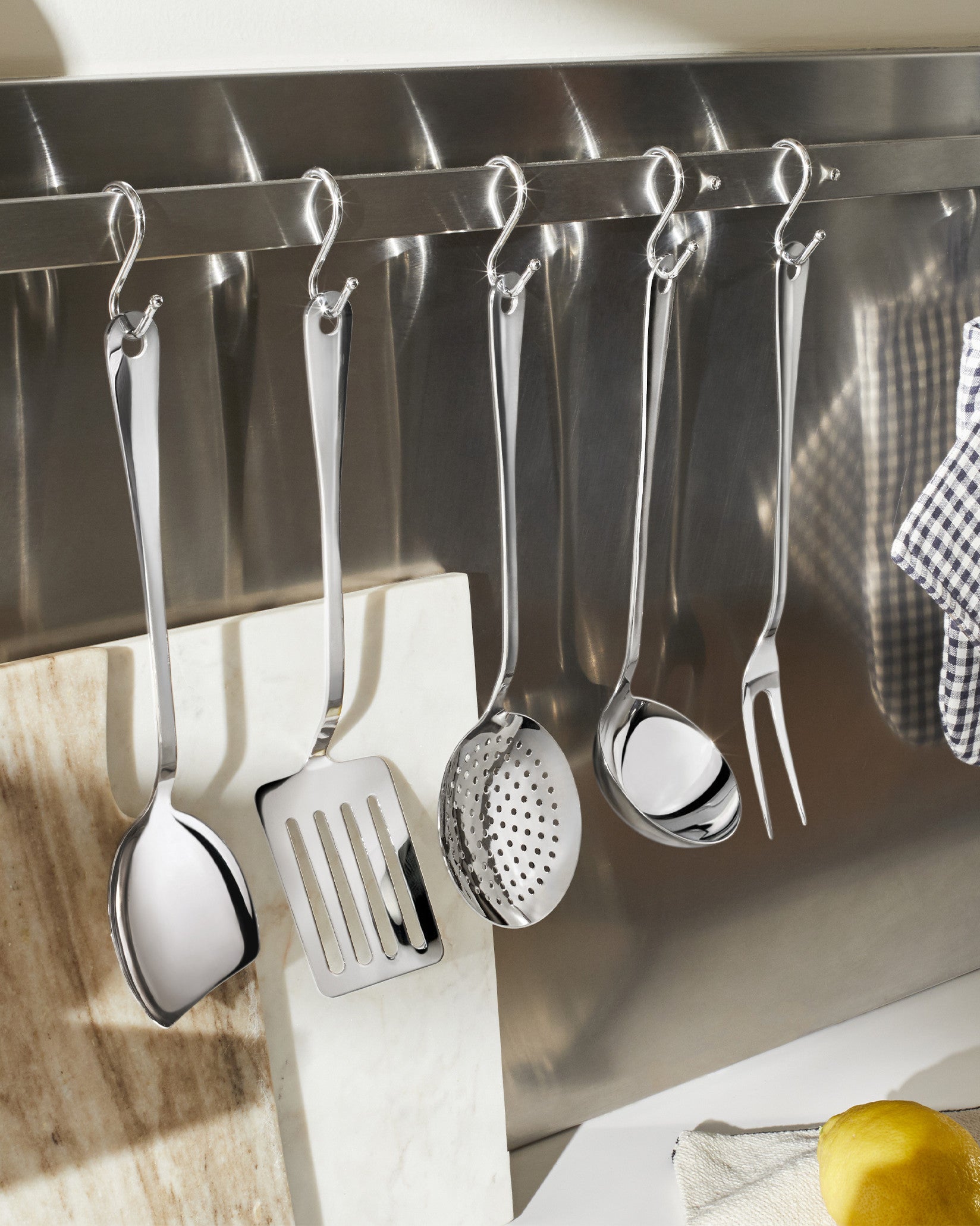 AJM19 Kitchen Cutlery Set | Alessi