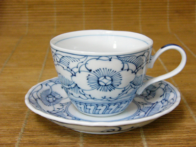 三洋陶器 龍峰窯 染付花絵コーヒー碗皿1客 【器道楽】