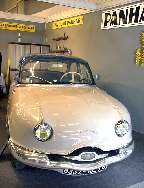 asahi.com（朝日新聞社）：1958年パナール・ディナ。850ccにもかかわら