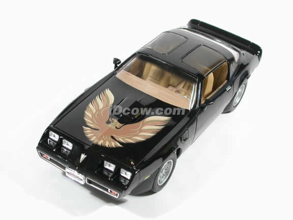 1979 Pontiac Firebird Trans Am diecast model car 1:18 scale die