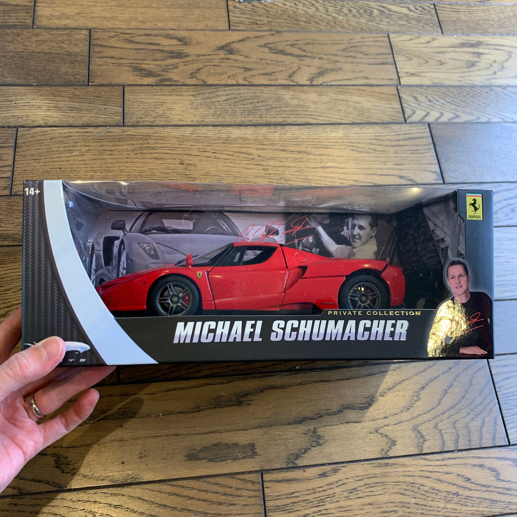 マテル エリート エンツォフェラーリ 1/18 M.シューマッハ