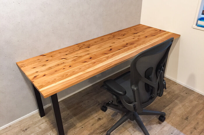 簡単DIY】杉の集成材を使ったデスクを自作する | 99% DIY -DIYブログ-