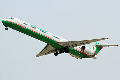 EVA Air McDonnell Douglas MD-90 | Latest Photos | Planespotters