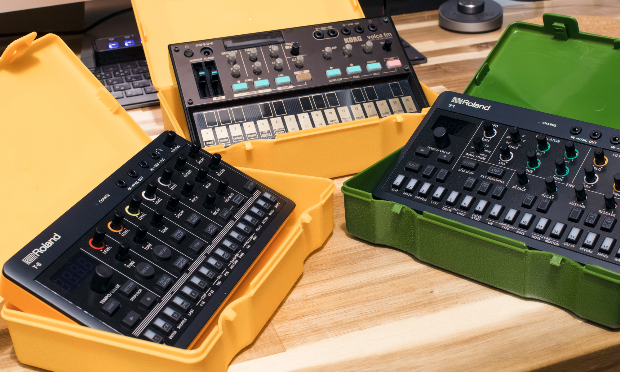 ペンコ・ストレージコンテナ – AIRA Compact / KORG Volca シリーズに
