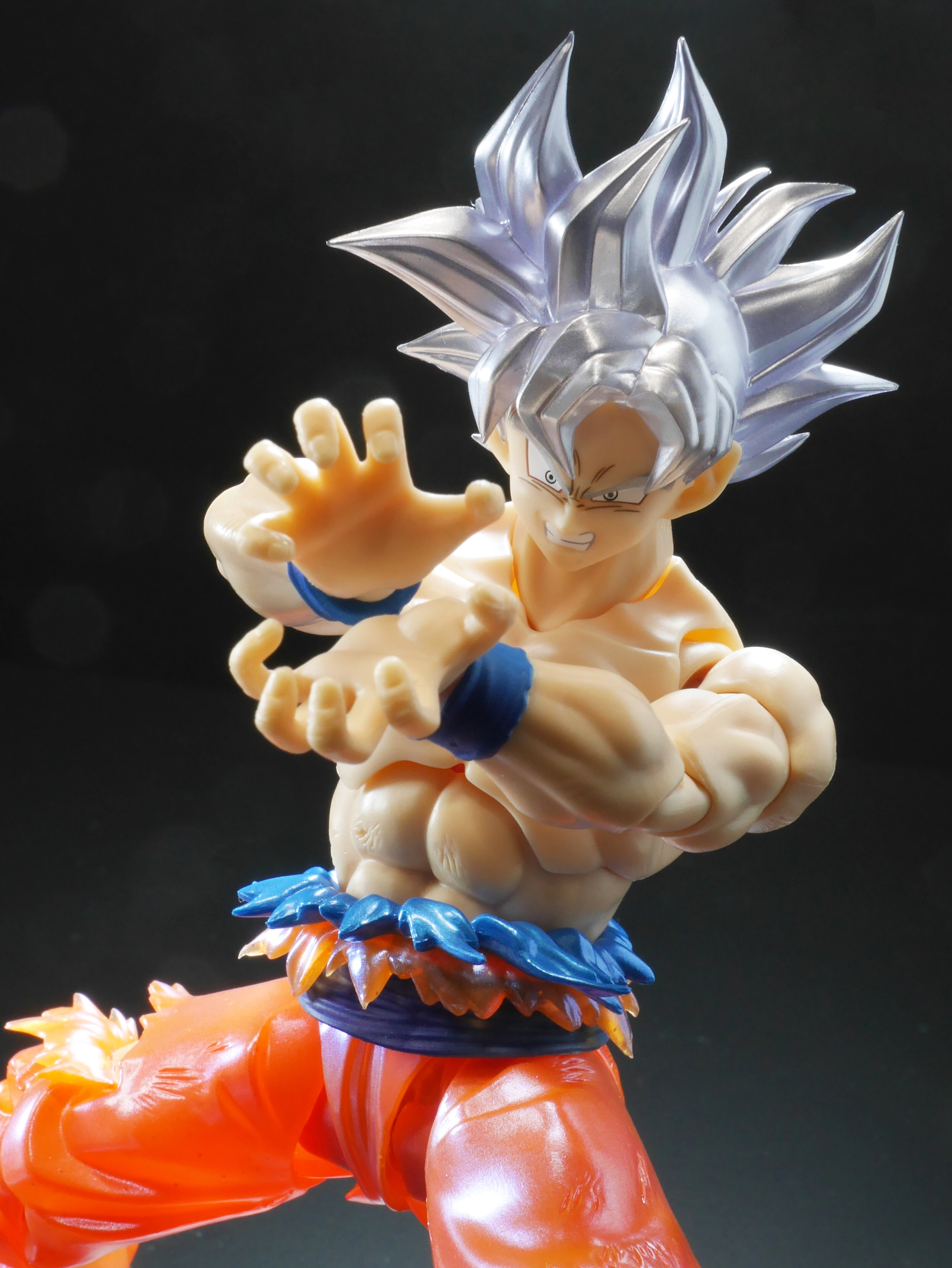魂ストア限定商品「S.H.Figuarts 孫悟空 身勝手の極意-限界超絶突破