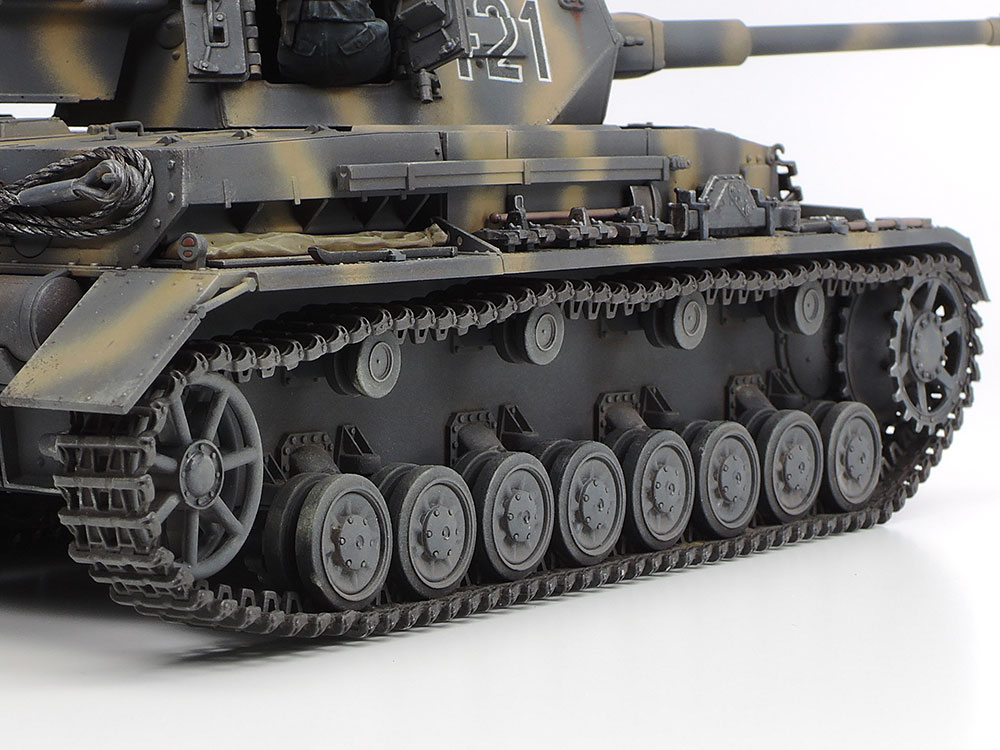1/35 ドイツIV号戦車G型初期生産車・伝令バイクセット“ロシア戦線