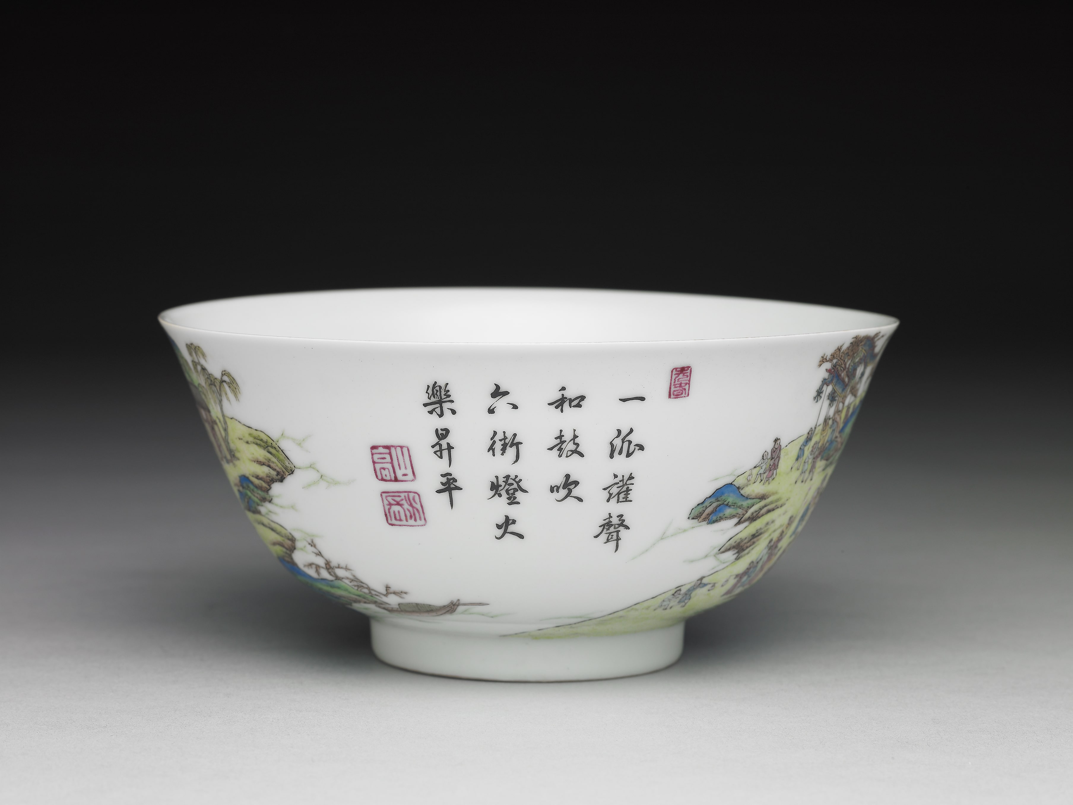 風格の物語─琺瑯彩磁特別展-皇家ならではの設計と職人の工芸技術-詩境
