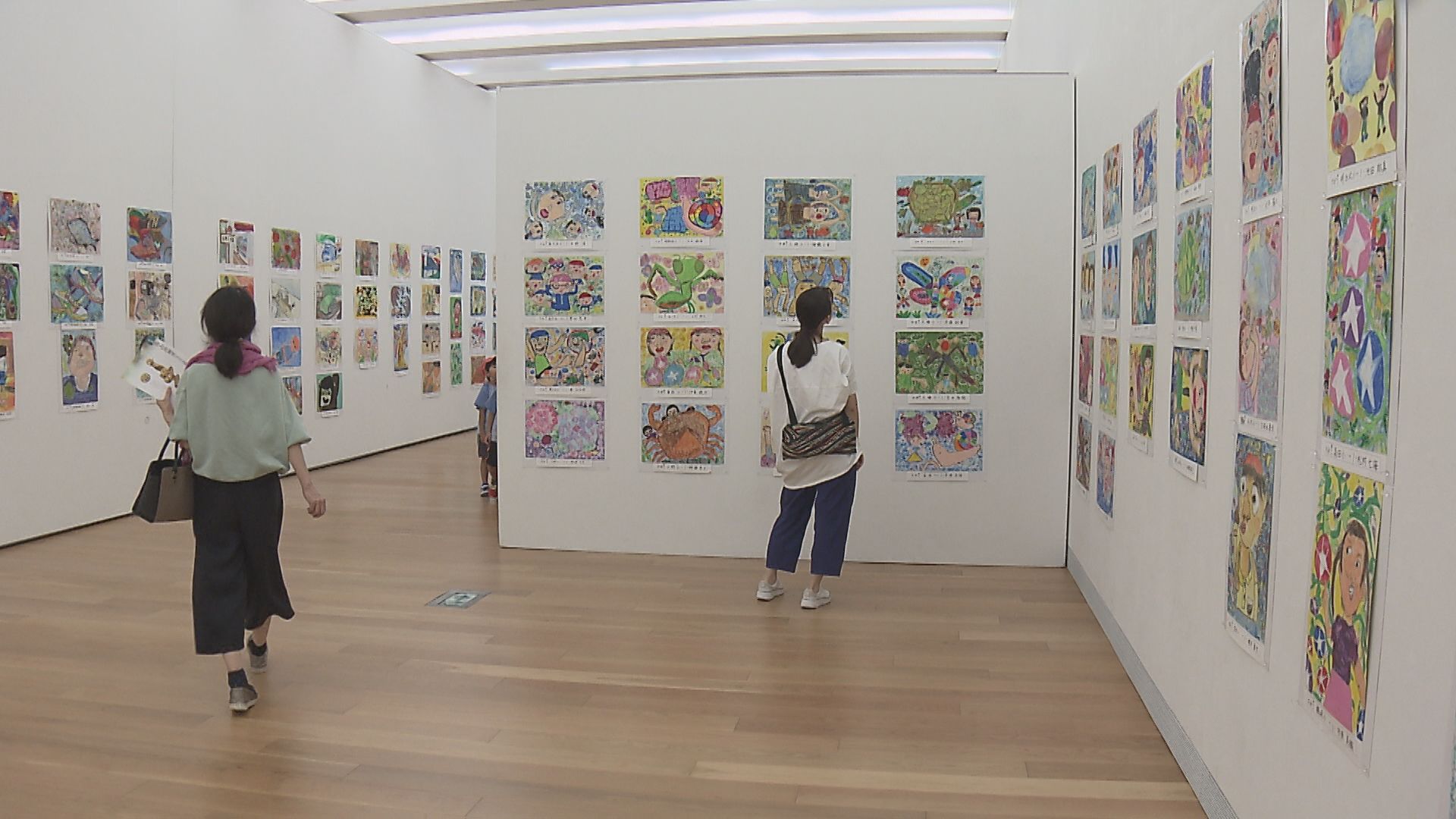 子供たちが描いた力作 1012点を展示「高山辰雄賞ジュニア美術展」 大分