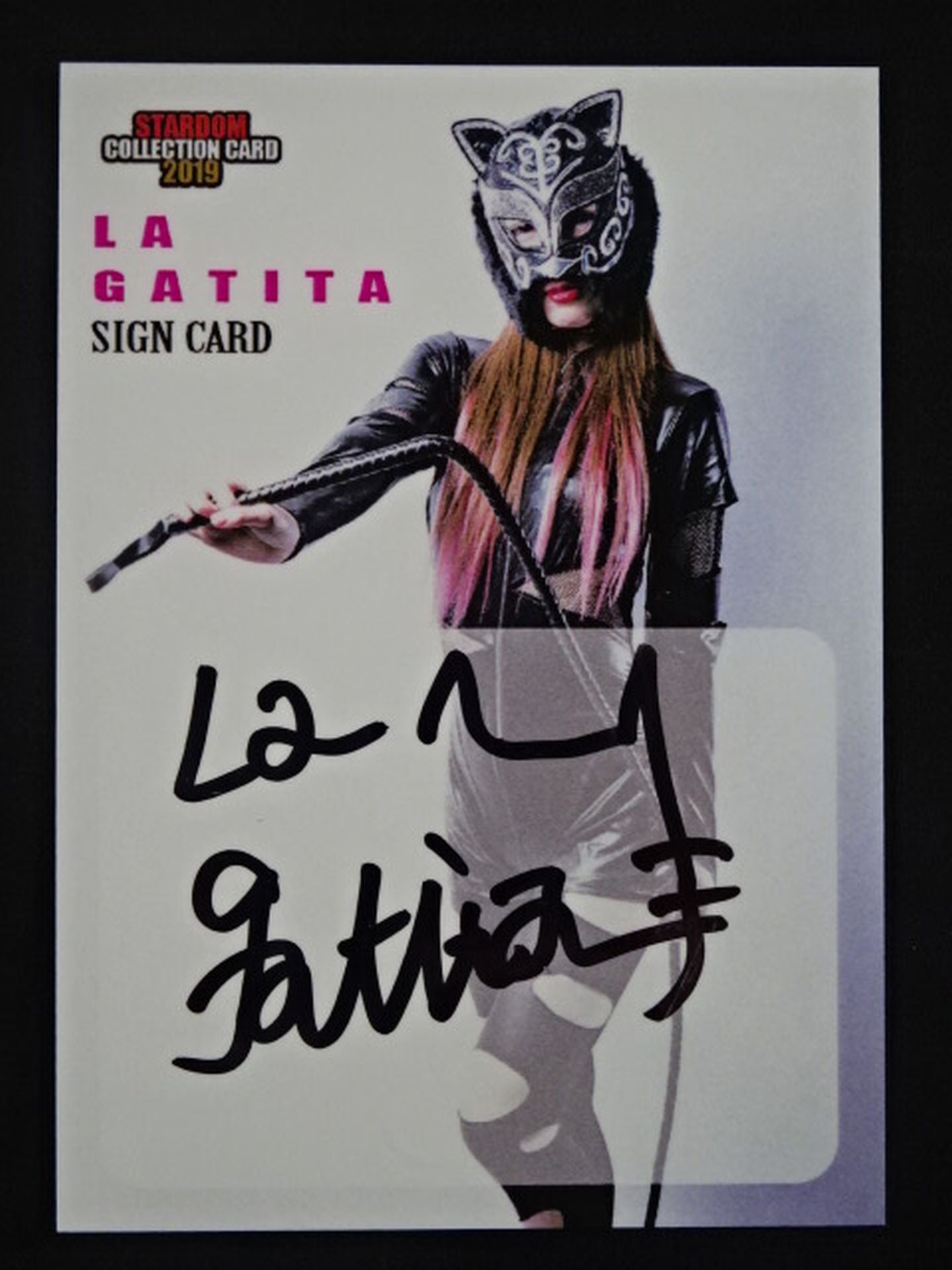 2019 STARDOM COLLECTION CARD 鹿島沙希(ラ・ガティータ) 公式サイン