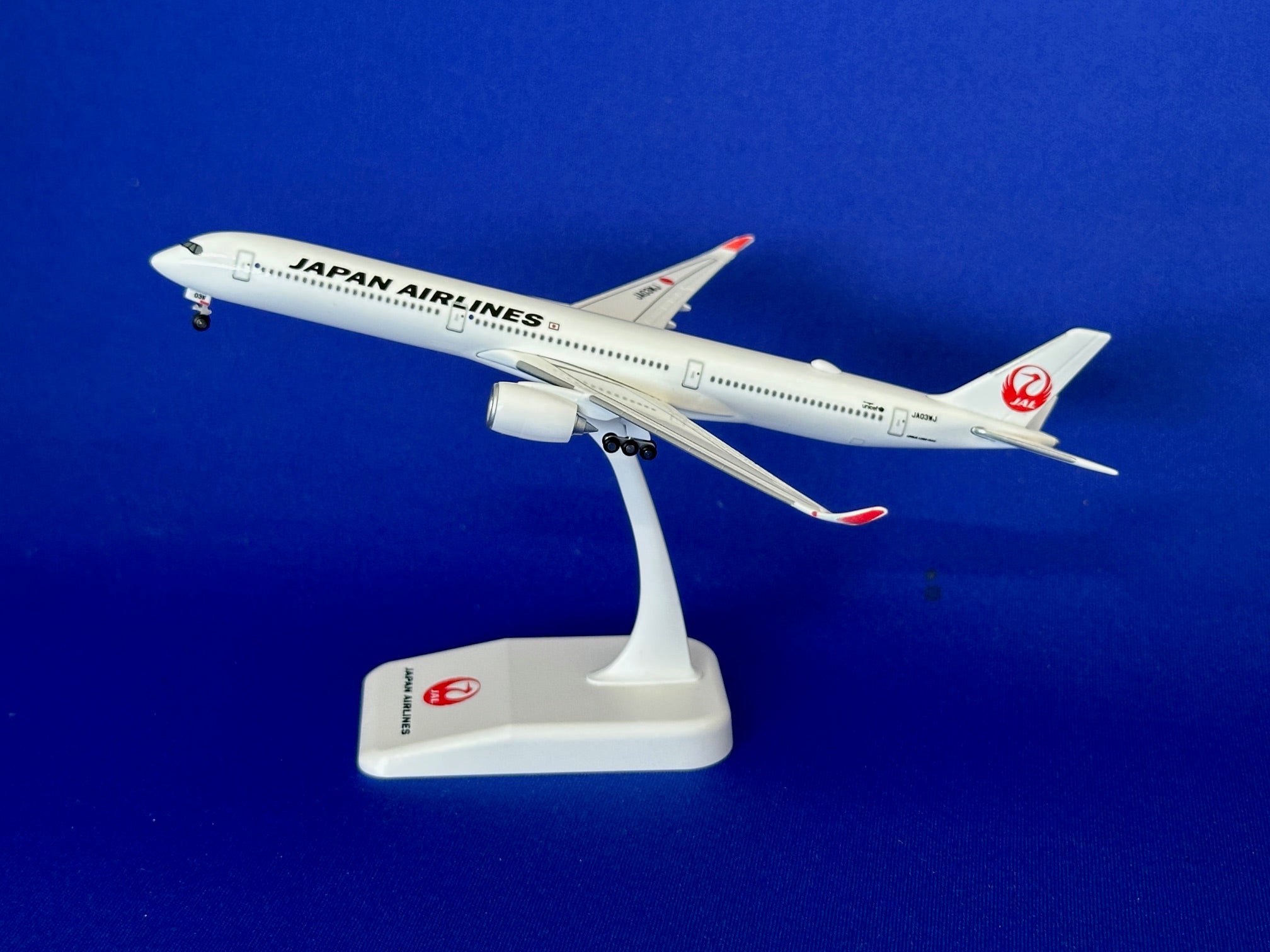JALUX エアバス A350-1000 JAL 日本航空 通常塗装機 3号機 JA03WJ 金属