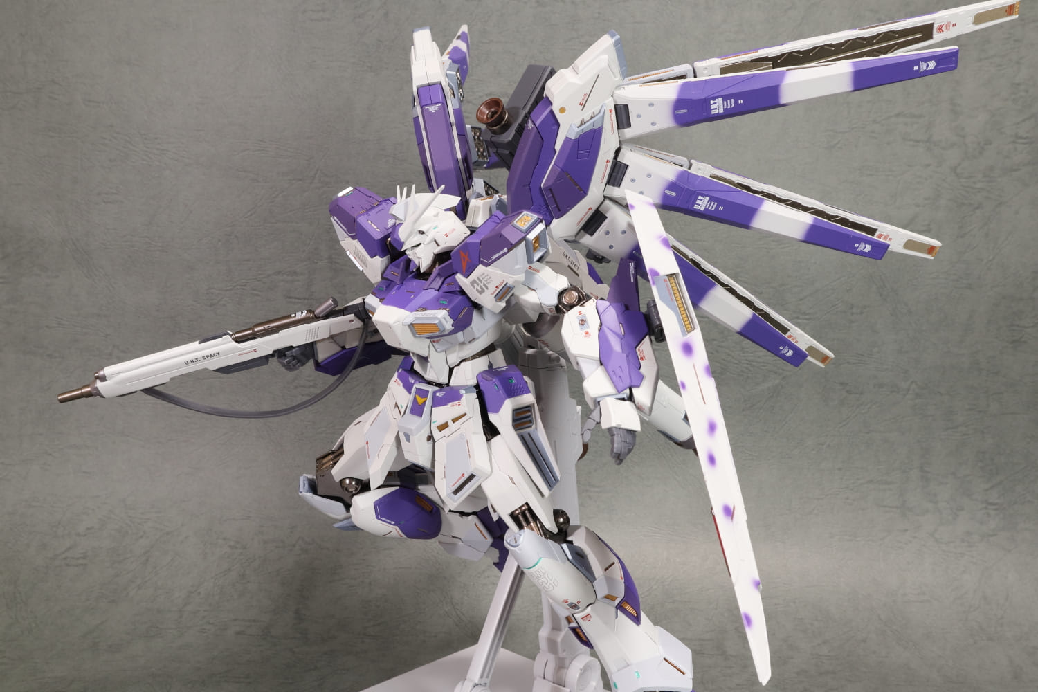 METAL BUILD Hi-νガンダム レビュー | TOYHOUND