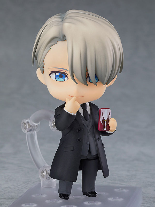 ユーリ!!! on ICE】ねんどろいど「ヴィクトル・ニキフォロフ コーチVer