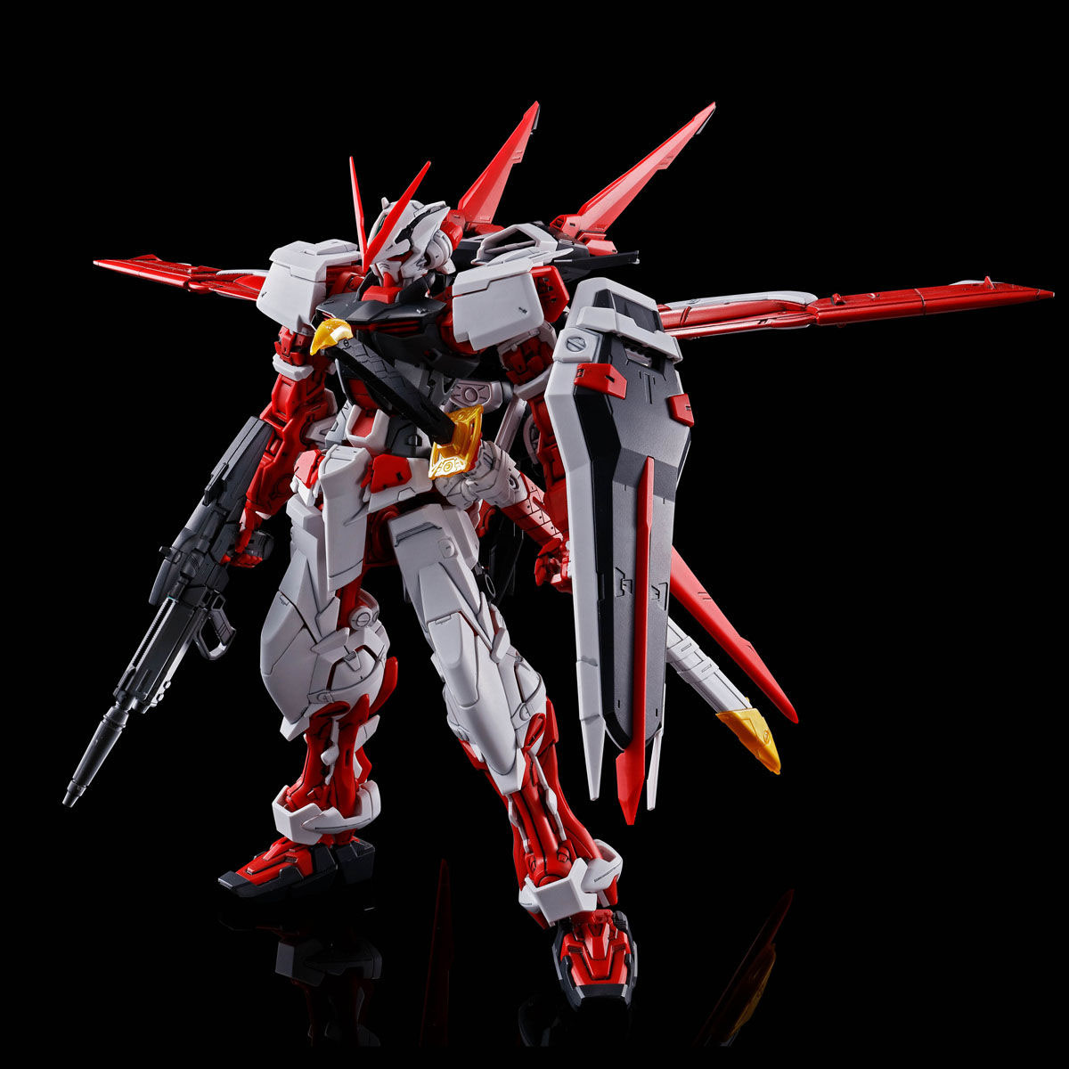 ガンプラ】MG 1/100『ガンダムアストレイ レッドフレーム フライト