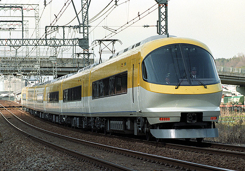 解説23000系