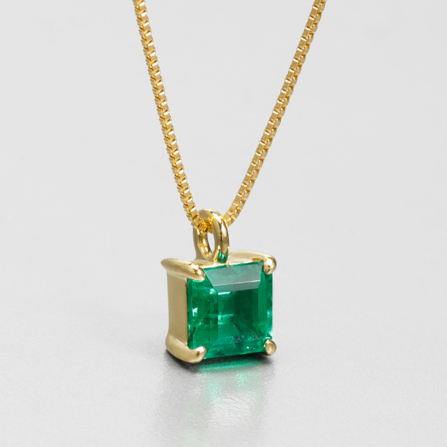 楽天市場】【一点限り】 エメラルド ネックレス 0.3ct K18 イエロー