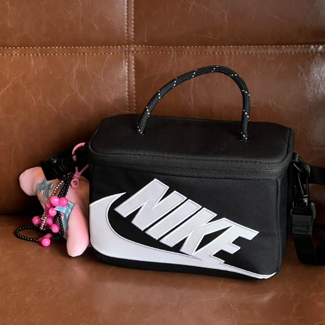 楽天市場】配送無料 [NIKE] MINI SHOEBOX CB CROSSBODY FN3059-010