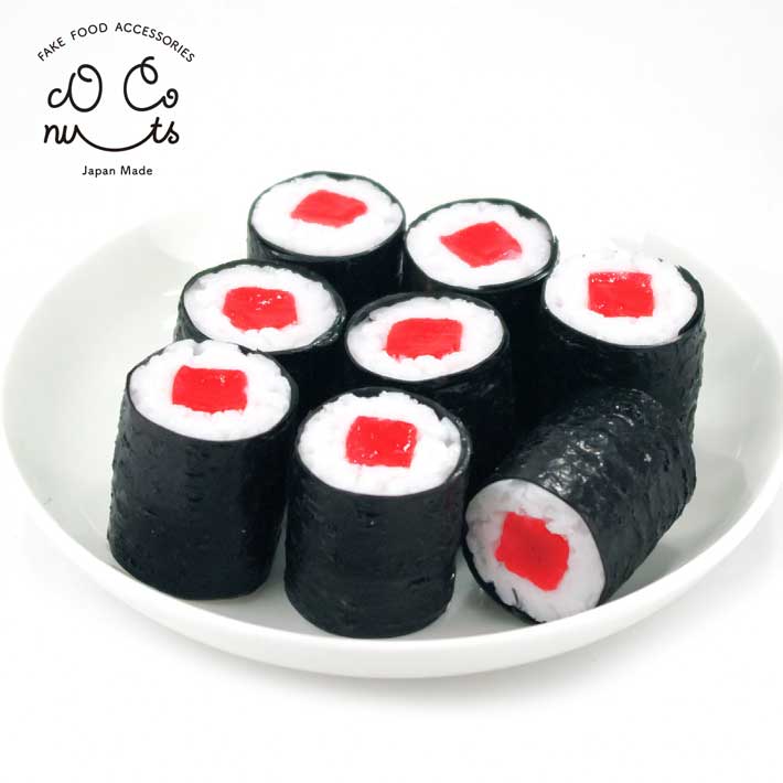 楽天市場】食品サンプル キーホルダー 食べちゃいそうな 鉄火巻き 食品