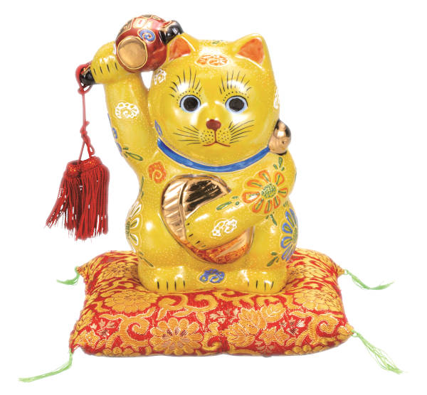 楽天市場】九谷焼 6号小槌上げ小判招き猫（右手金運招き猫）黄盛（布団
