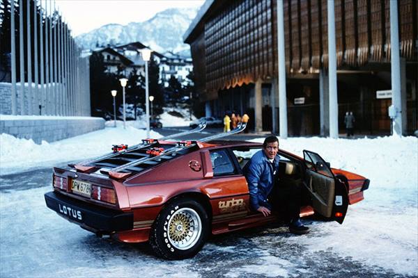 楽天市場】ミニカー 1/18 ロータス エスプリ ターボ 1981 ブルー色
