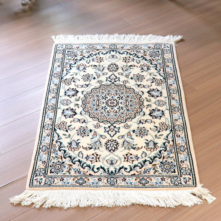 楽天市場】【15%OFFクーポン対象】ペルシャ絨毯 ナイン産 9L 96×64cm花