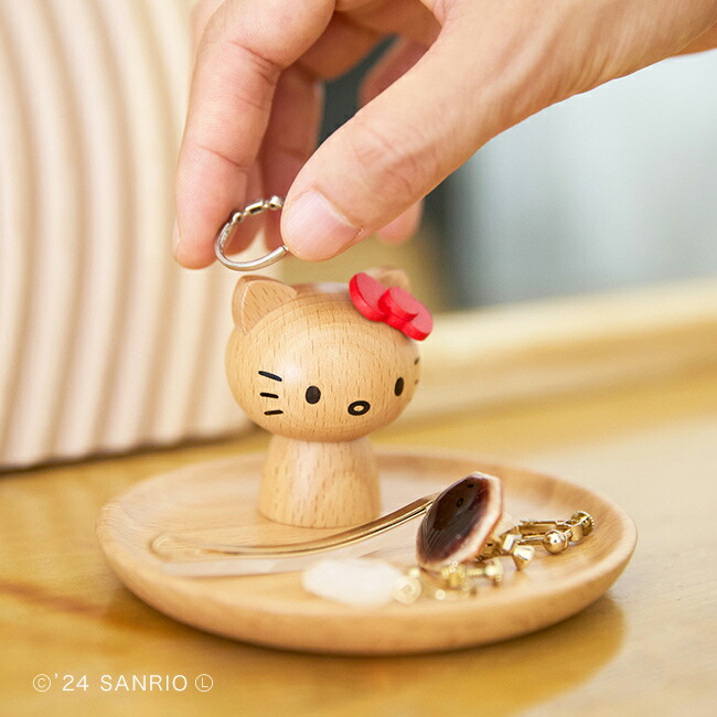 楽天市場】【特典あり】ハローキティ アクセサリースタンド レッド