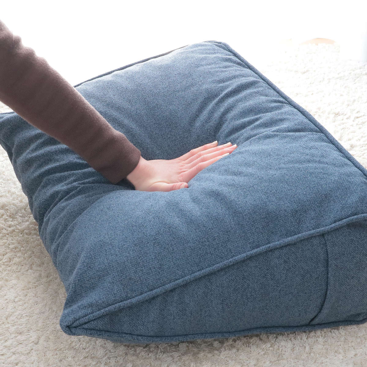 楽天市場】【レビュー特典付き】 背もたれクッション 幅60cm 4WAY 三角